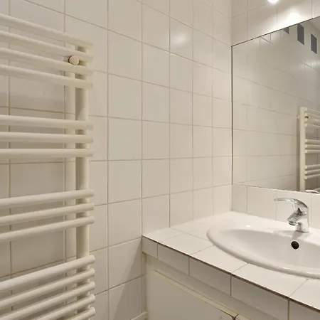 Superb Town House With Private Courtyard - Welkeys *